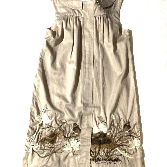 EUC Anthropologie Floral Embroidered Dress With a Bow - Picture 10 of 10